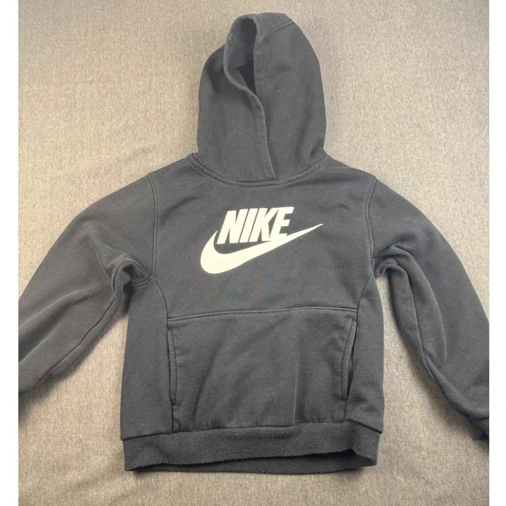 Nike Kids Pullover Hoodie Sweatshirt Black Graphic Logo‎ Size 6-7 Years